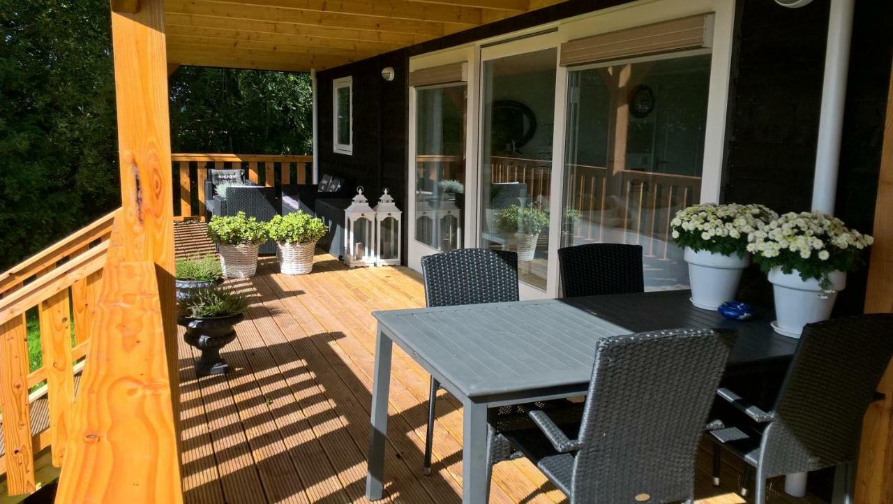Wol Thus Villa Paesens Eksteriør billede